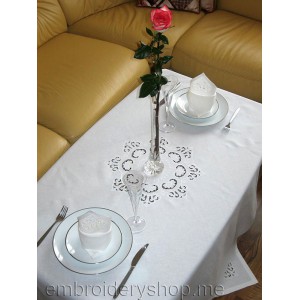 Cutworks Corner Machine Embroidery Designs of a table-napkin two designs