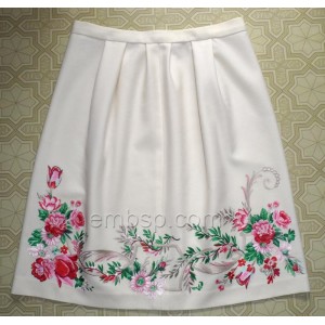 Delicate Flowers Machine Embroidery Designs The total size of the embroidery is 641*268mm